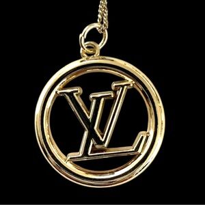 Fashion LV Pendant Gold-Tone - NWT